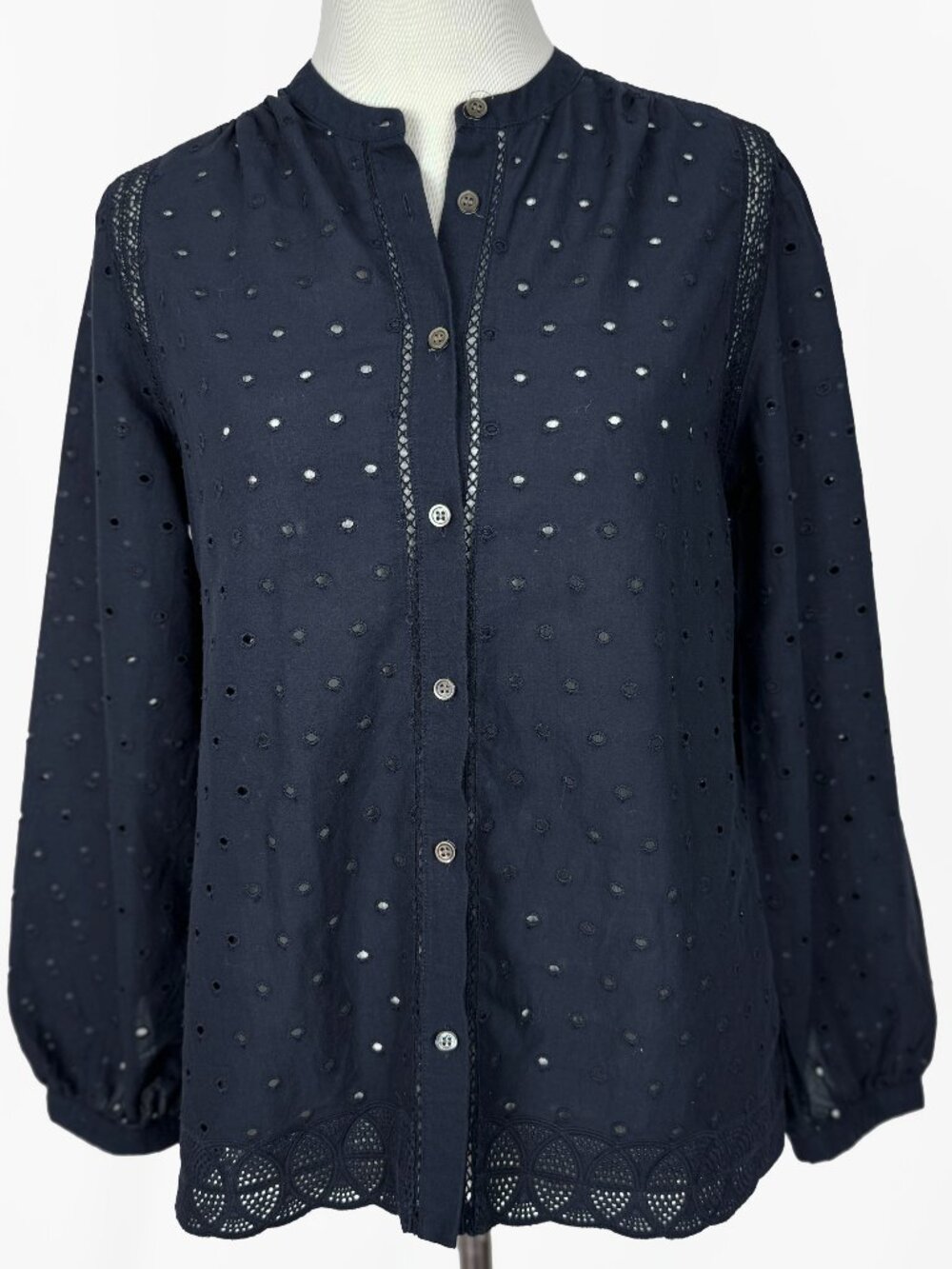 J. Crew Navy Blue Cotton Eyelet Button Up Blouse Top Sz 0 Long Sleeve Scalloped